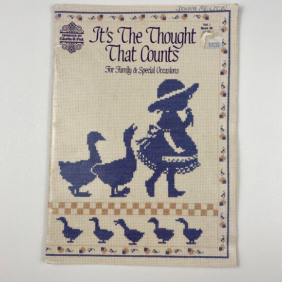 It's the Thought That Counts VTG 1983 Cross Stitch Pattern Book Family Gift - Picture 1 of 16